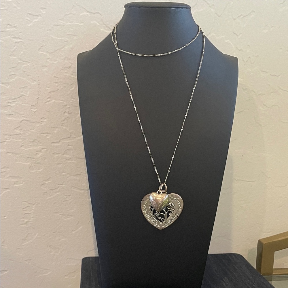 Origami Owl Silver Necklace with a heart pendant